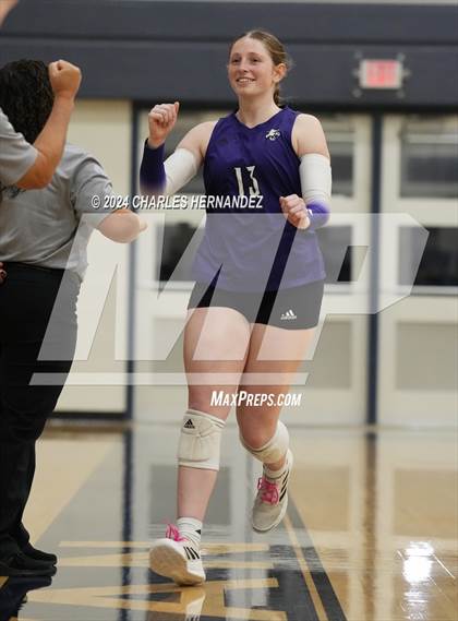 Thumbnail 3 in College Station vs. A&M Consolidated (UIL 5A Volleyball Division II Regional Final) photogallery.