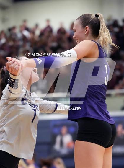 Thumbnail 3 in College Station vs. A&M Consolidated (UIL 5A Volleyball Division II Regional Final) photogallery.