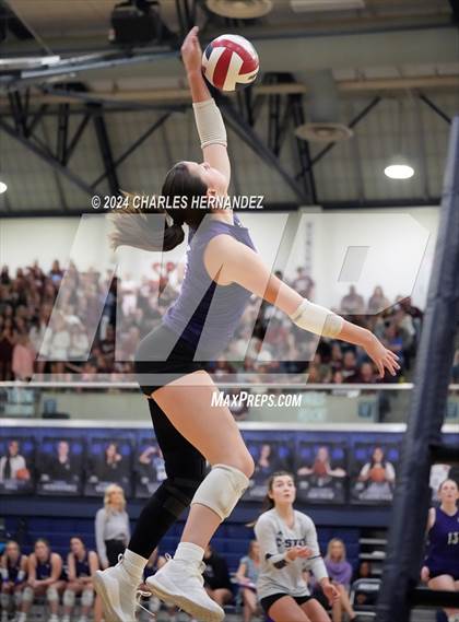 Thumbnail 3 in College Station vs. A&M Consolidated (UIL 5A Volleyball Division II Regional Final) photogallery.