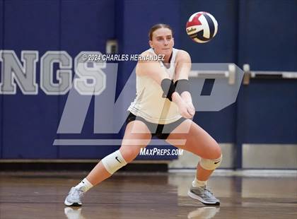 Thumbnail 1 in College Station vs. A&M Consolidated (UIL 5A Volleyball Division II Regional Final) photogallery.