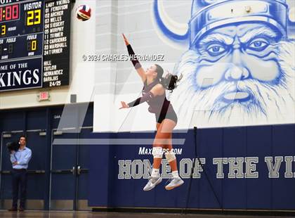 Thumbnail 3 in College Station vs. A&M Consolidated (UIL 5A Volleyball Division II Regional Final) photogallery.