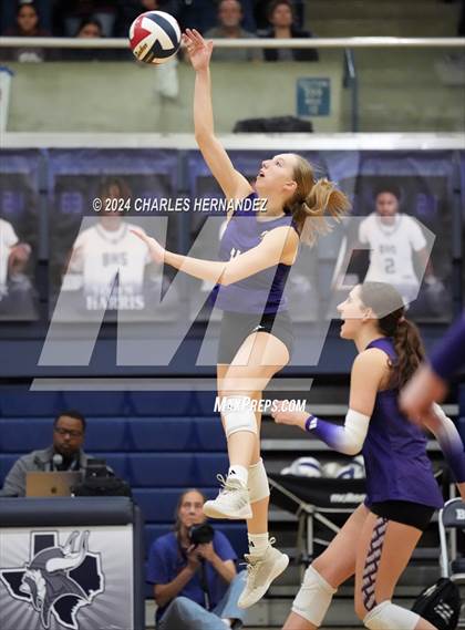 Thumbnail 3 in College Station vs. A&M Consolidated (UIL 5A Volleyball Division II Regional Final) photogallery.