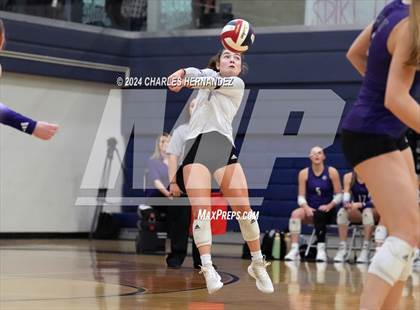 Thumbnail 2 in College Station vs. A&M Consolidated (UIL 5A Volleyball Division II Regional Final) photogallery.