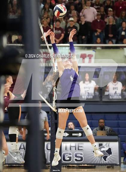 Thumbnail 2 in College Station vs. A&M Consolidated (UIL 5A Volleyball Division II Regional Final) photogallery.