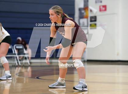 Thumbnail 3 in College Station vs. A&M Consolidated (UIL 5A Volleyball Division II Regional Final) photogallery.