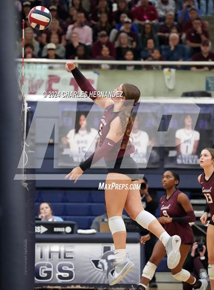 Thumbnail 1 in College Station vs. A&M Consolidated (UIL 5A Volleyball Division II Regional Final) photogallery.
