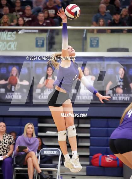 Thumbnail 1 in College Station vs. A&M Consolidated (UIL 5A Volleyball Division II Regional Final) photogallery.