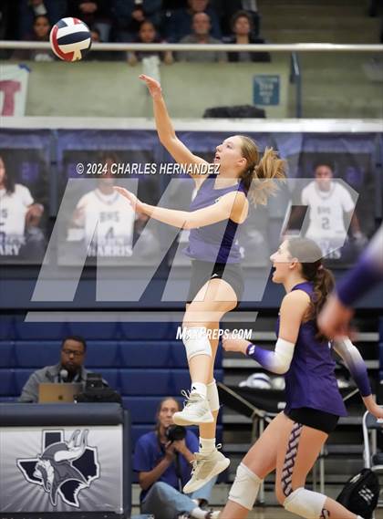 Thumbnail 1 in College Station vs. A&M Consolidated (UIL 5A Volleyball Division II Regional Final) photogallery.