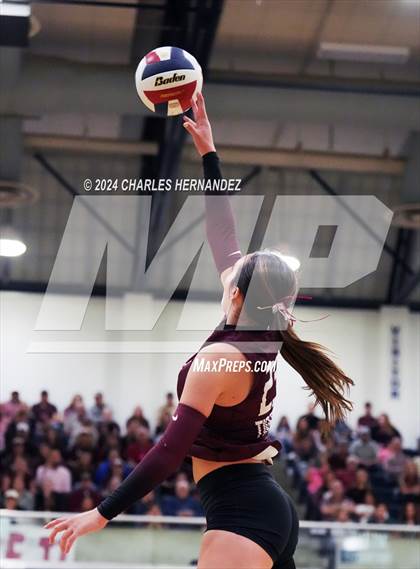Thumbnail 3 in College Station vs. A&M Consolidated (UIL 5A Volleyball Division II Regional Final) photogallery.