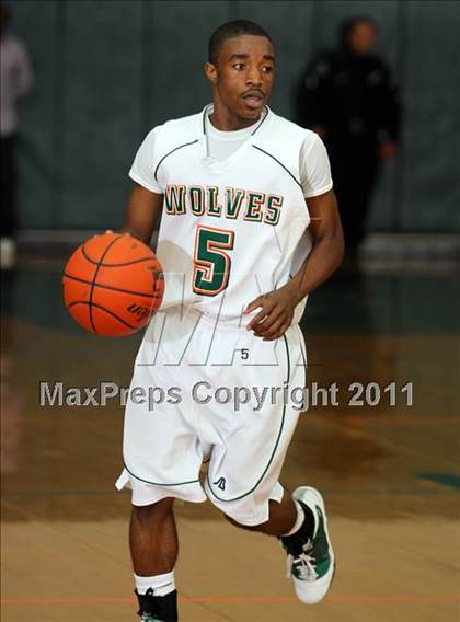 Thumbnail 3 in Timberland vs. Dillon photogallery.