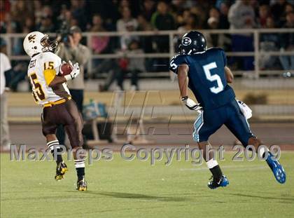 Thumbnail 1 in St. Francis vs. Bellarmine Prep (CIF CCS Open Division Final) photogallery.