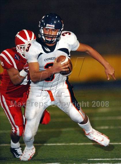 Thumbnail 2 in Cypress vs. Mater Dei photogallery.