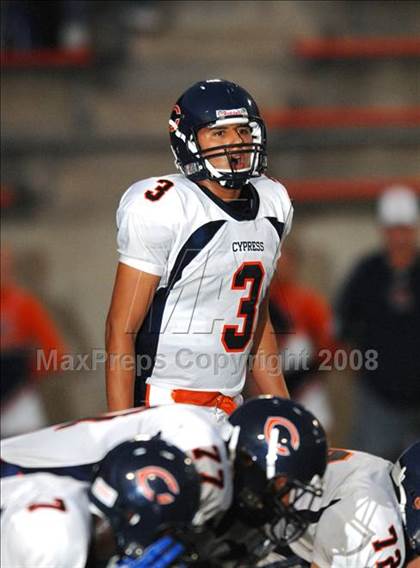 Thumbnail 2 in Cypress vs. Mater Dei photogallery.
