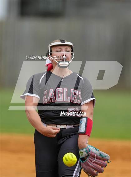 Thumbnail 3 in West Union vs Pine Grove (MHSAA 1A Round 3 - Game 1) photogallery.