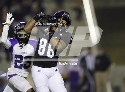 Thumbnail 1 in College Station vs. Lufkin (UIL Football 5A D1 Region III Area Round) photogallery.