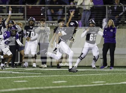 Thumbnail 1 in College Station vs. Lufkin (UIL Football 5A D1 Region III Area Round) photogallery.