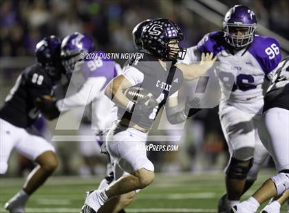 Thumbnail 3 in College Station vs. Lufkin (UIL Football 5A D1 Region III Area Round) photogallery.