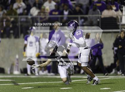 Thumbnail 2 in College Station vs. Lufkin (UIL Football 5A D1 Region III Area Round) photogallery.