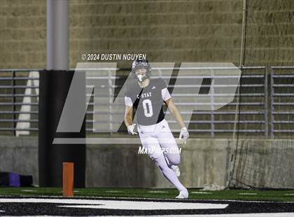 Thumbnail 3 in College Station vs. Lufkin (UIL Football 5A D1 Region III Area Round) photogallery.