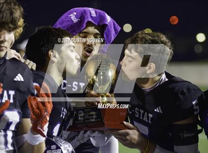 Thumbnail 2 in College Station vs. Lufkin (UIL Football 5A D1 Region III Area Round) photogallery.
