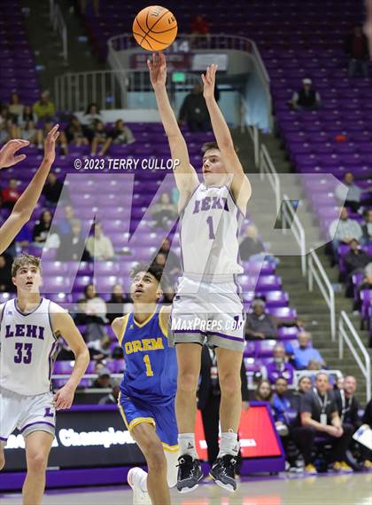 Thumbnail 3 in Lehi vs. Orem (UHSAA 5A Quarterfinal) photogallery.