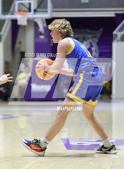 Thumbnail 3 in Lehi vs. Orem (UHSAA 5A Quarterfinal) photogallery.