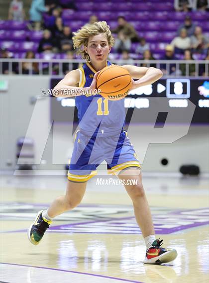 Thumbnail 1 in Lehi vs. Orem (UHSAA 5A Quarterfinal) photogallery.