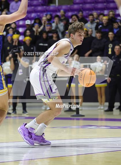 Thumbnail 1 in Lehi vs. Orem (UHSAA 5A Quarterfinal) photogallery.