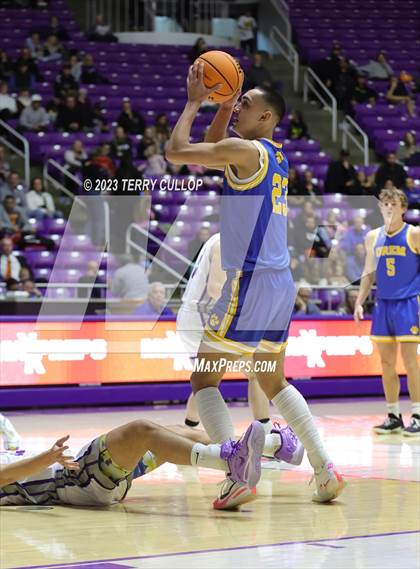 Thumbnail 3 in Lehi vs. Orem (UHSAA 5A Quarterfinal) photogallery.