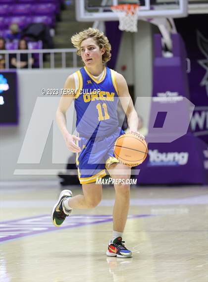 Thumbnail 2 in Lehi vs. Orem (UHSAA 5A Quarterfinal) photogallery.