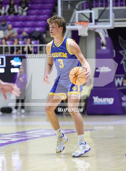 Thumbnail 3 in Lehi vs. Orem (UHSAA 5A Quarterfinal) photogallery.