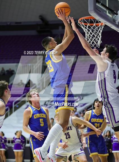 Thumbnail 3 in Lehi vs. Orem (UHSAA 5A Quarterfinal) photogallery.