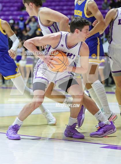 Thumbnail 2 in Lehi vs. Orem (UHSAA 5A Quarterfinal) photogallery.