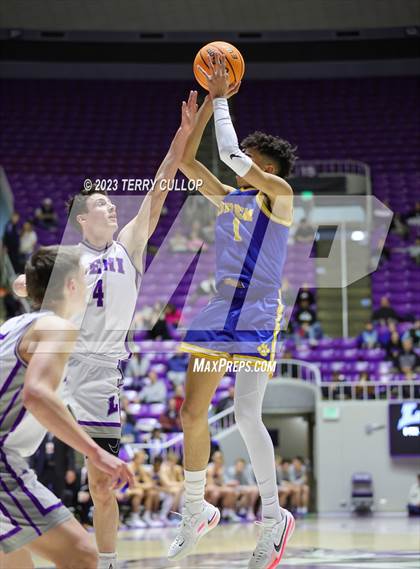 Thumbnail 2 in Lehi vs. Orem (UHSAA 5A Quarterfinal) photogallery.