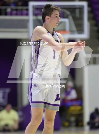 Thumbnail 3 in Lehi vs. Orem (UHSAA 5A Quarterfinal) photogallery.