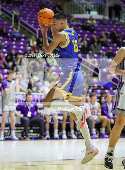 Thumbnail 2 in Lehi vs. Orem (UHSAA 5A Quarterfinal) photogallery.