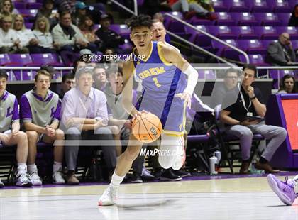 Thumbnail 2 in Lehi vs. Orem (UHSAA 5A Quarterfinal) photogallery.
