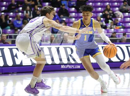 Thumbnail 3 in Lehi vs. Orem (UHSAA 5A Quarterfinal) photogallery.