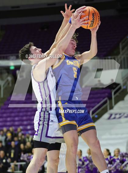 Thumbnail 2 in Lehi vs. Orem (UHSAA 5A Quarterfinal) photogallery.