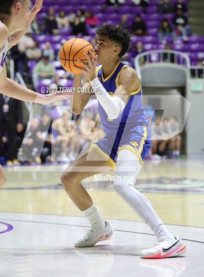 Thumbnail 1 in Lehi vs. Orem (UHSAA 5A Quarterfinal) photogallery.