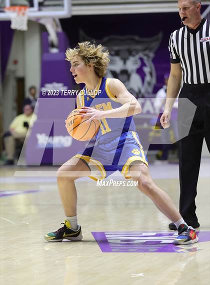 Thumbnail 1 in Lehi vs. Orem (UHSAA 5A Quarterfinal) photogallery.