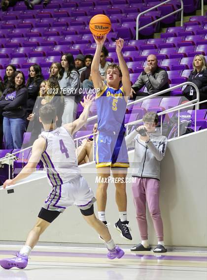 Thumbnail 3 in Lehi vs. Orem (UHSAA 5A Quarterfinal) photogallery.