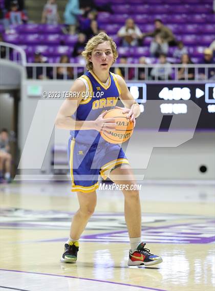 Thumbnail 2 in Lehi vs. Orem (UHSAA 5A Quarterfinal) photogallery.