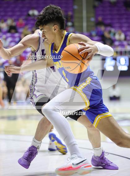 Thumbnail 2 in Lehi vs. Orem (UHSAA 5A Quarterfinal) photogallery.