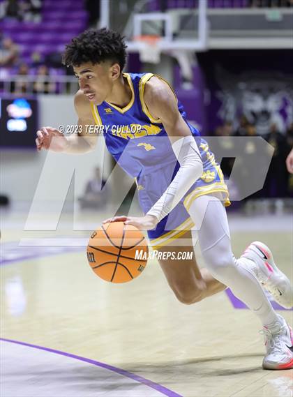Thumbnail 1 in Lehi vs. Orem (UHSAA 5A Quarterfinal) photogallery.