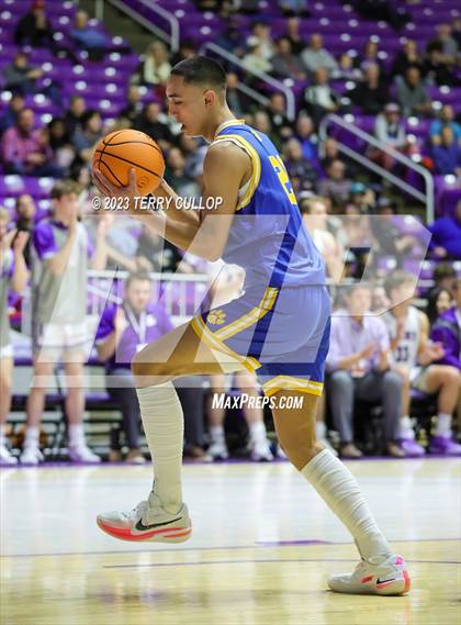 Thumbnail 3 in Lehi vs. Orem (UHSAA 5A Quarterfinal) photogallery.