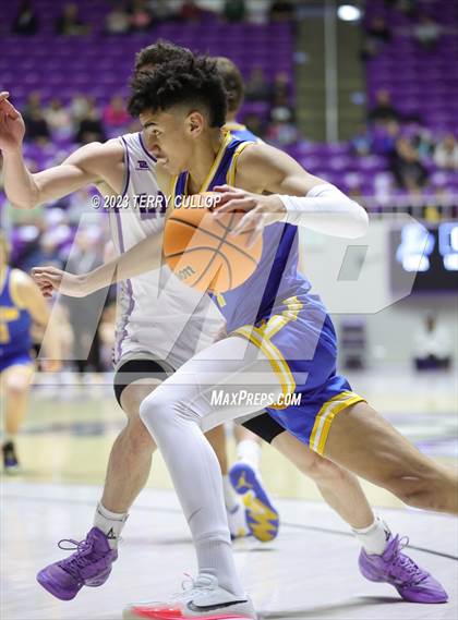 Thumbnail 3 in Lehi vs. Orem (UHSAA 5A Quarterfinal) photogallery.