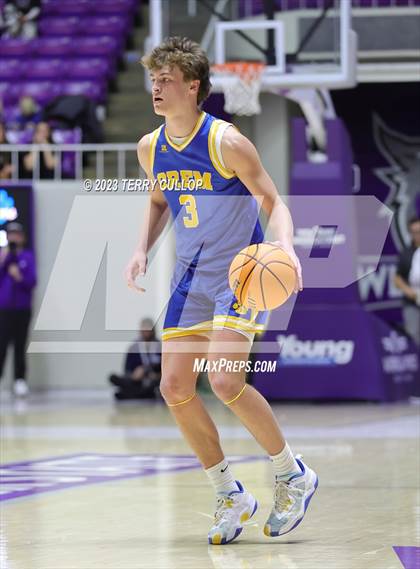 Thumbnail 2 in Lehi vs. Orem (UHSAA 5A Quarterfinal) photogallery.