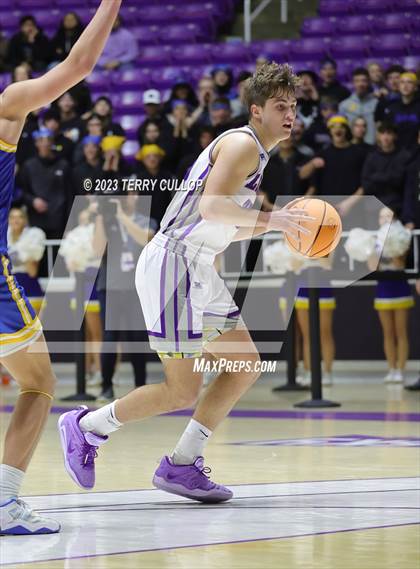 Thumbnail 3 in Lehi vs. Orem (UHSAA 5A Quarterfinal) photogallery.
