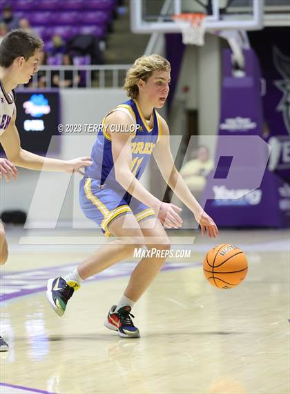 Thumbnail 3 in Lehi vs. Orem (UHSAA 5A Quarterfinal) photogallery.